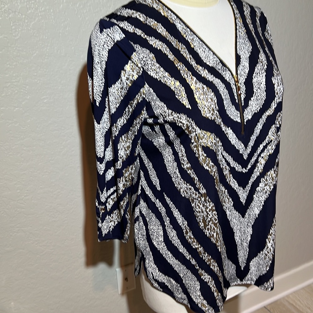 JM Collection | Zip Front Gold Speck Zebraesque Tunic - Picture 2 of 11